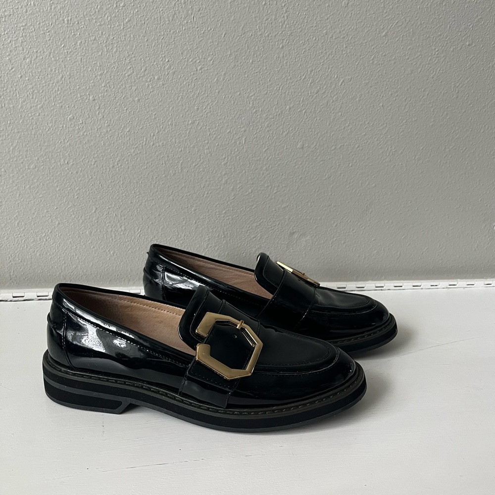 Louise et cie women’s loafers size 6 patent black